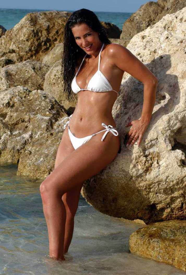 africa anus sex girl big girls pulling down pants nude gifs